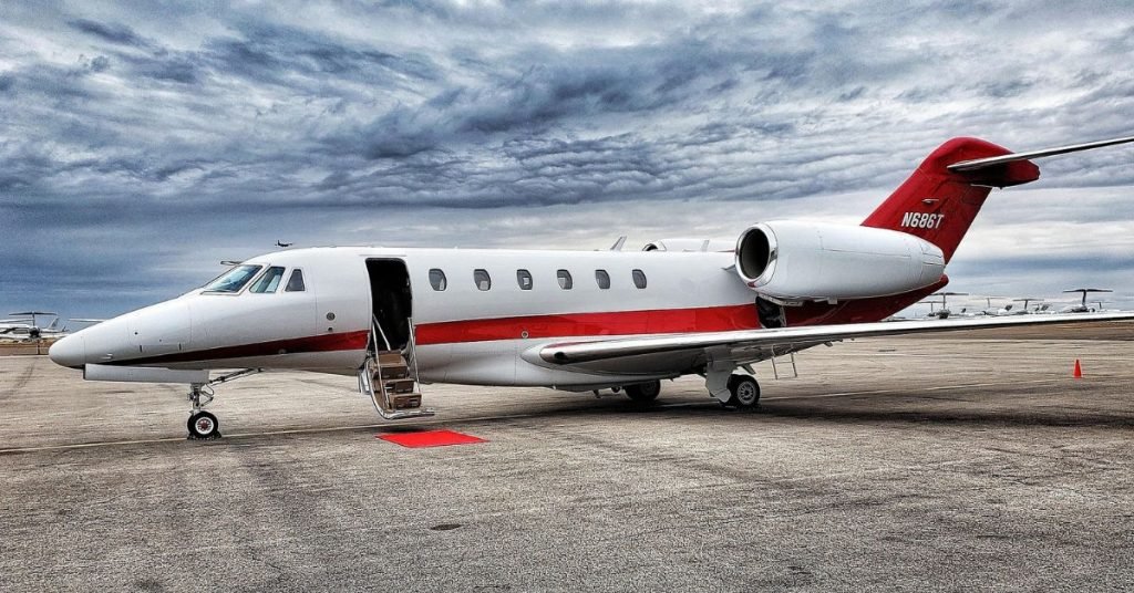 private airport transportation
